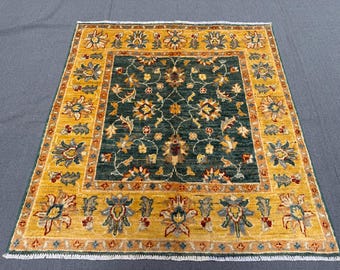 鳥と木のデザインが施された手作りの赤いペルシャ絨毯 - 職人の