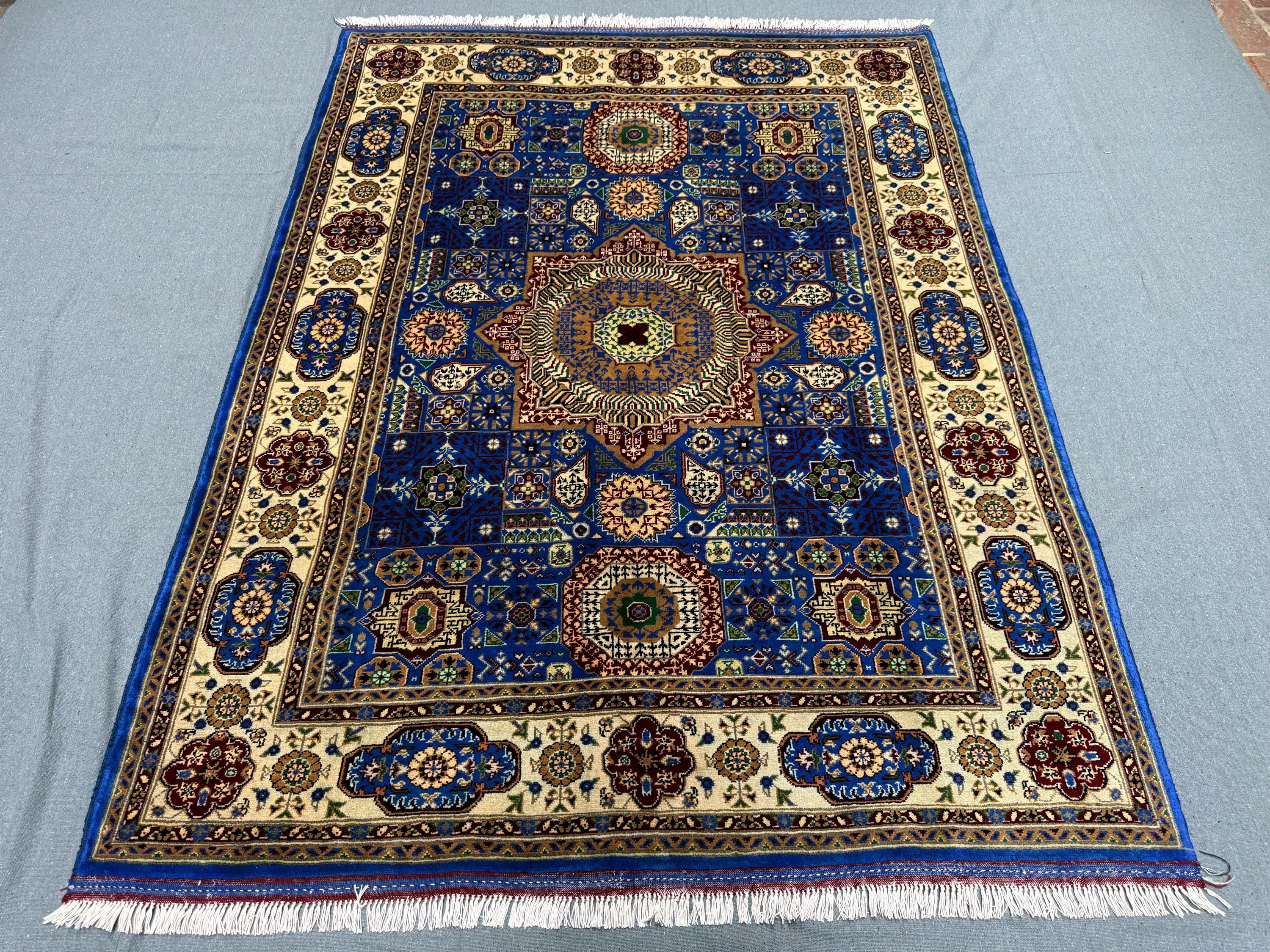 【ロシア製】ヴィンテージラグ(約194×281cm)ウズベキスタン蚤の市で購入 WeiVintageShop - Etsy 日本