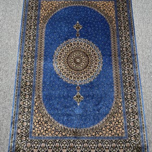 Elegant Blue Silk Rug - 3x5 ft Persian Style Medallion Carpet, Classic Floral Pattern, Luxury Accent Rug for Living Room or Bedroom