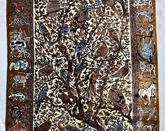 Silk Rug 4x6 ft – Animal & Bird Wildlife Scene Carpet with Fine Detailing – Luxury Decorative Art Rug for Living Room, Office Home Decor
