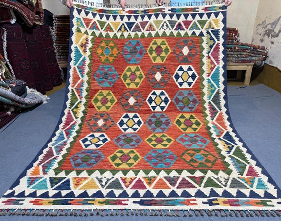 手織りのマルチカラーキリムラグ - 4.11 x 6.9 フィートのトライバル