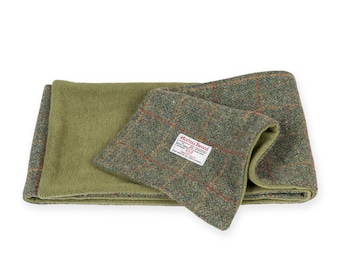 Scarf Harris Tweed Green Long, made in Scotland, Green Tweed Scarf, Iconic Harris Tweed, Fleece lined scarf, Green Tweed Scarf Scottish Gift