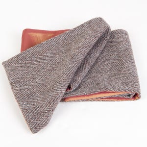 Scarf Harris Tweed Brown Long, made in Scotland, Green Tweed Scarf, Iconic Harris Tweed, Silky lining scarf, Brown Tweed Scarf Scottish Gift