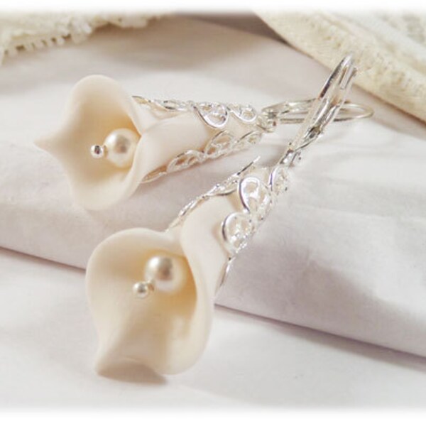 Calla Lily Earrings - Etsy