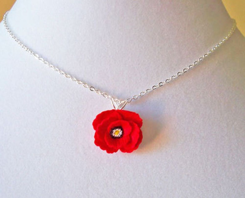Poppy Necklace Poppy Jewelry Poppy Pendant August Flower Etsy
