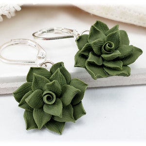 Succulent Dangle Earrings | Succulent Jewelry | Green Botanical Plant Earrings