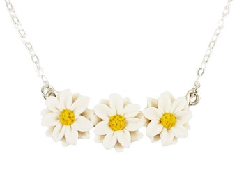 Small Daisy Trio Flower Necklace | Daisy Jewelry | White Flower Bar Necklace | April Birth Flower Jewelry Gift |  Multi Floral Necklace