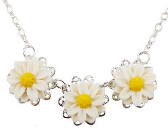 Three Daisies Necklace | Daisy Jewelry | White Flowers Necklace | April Birthday Gifts for Her