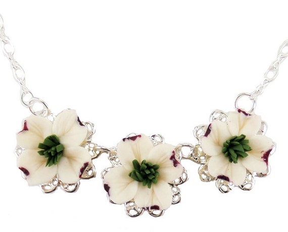Dogwood necklace on sale