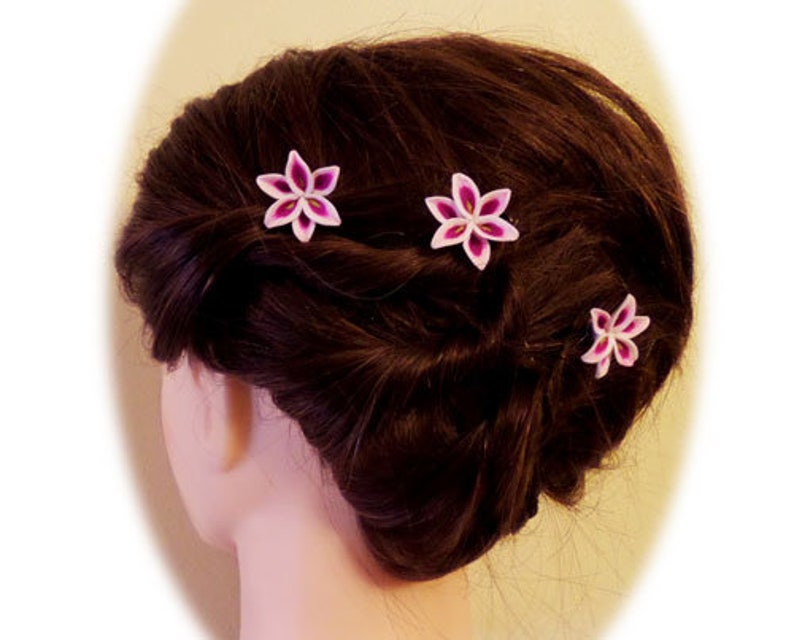 stargazer lily hair clip