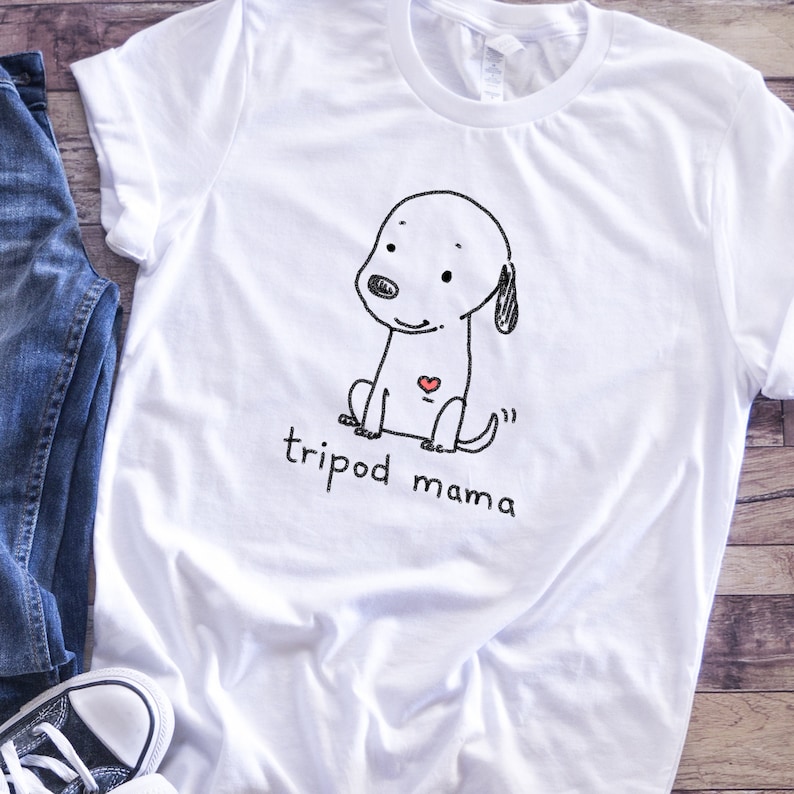 Tripod Mama T-Shirt, Cute Tripaw Puppy, Tripod Dad Shirt, Tri-Paw Mama Shirt, Tripaw Dog Shirt, Tripod Mom Gift, Sweet Tripaw Dog Tripod Mama WHITE