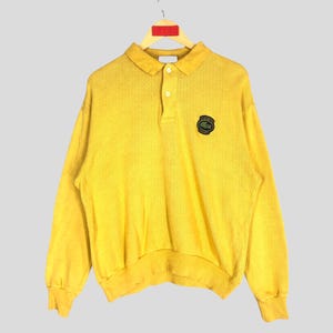 Vintage Chemise Lacoste Moletom com gola de meio botão Grande Amarelo Chemise Lacoste Crewneck Lacoste Pullover Lacoste Jumper Tamanho L
