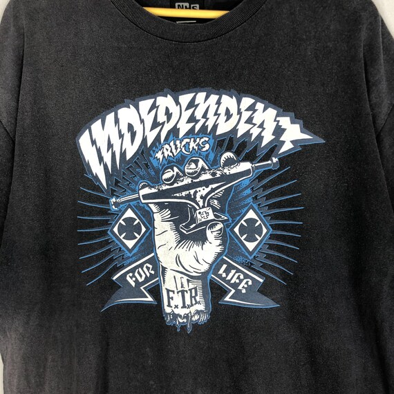 Vintage 90s Independent Skates T-shirt: Skateboard Truck Graphic
