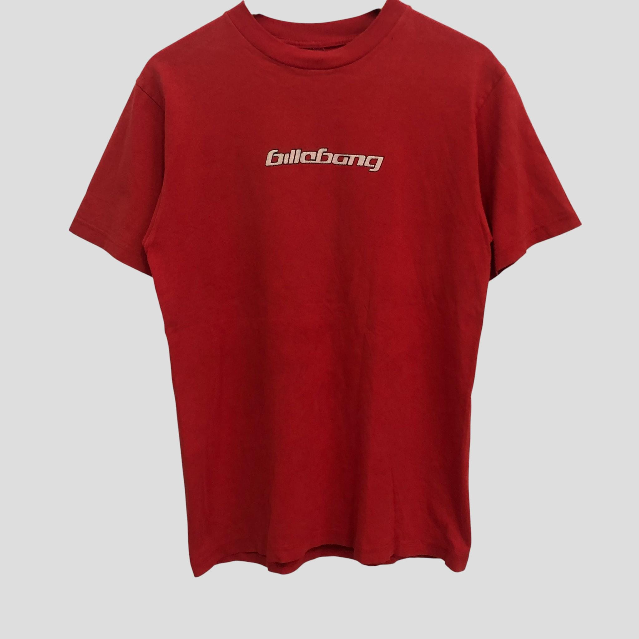 Vintage 90s Billabong Big Logo Surfer T-shirt Red Billabong Centre