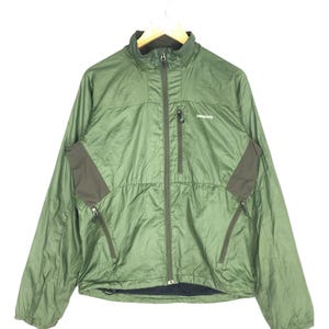 Vintage PATAGONIA Windbreaker Jacket Small Patagonia Outdoor Sportswear Patagonia Green Hoodie Light Jacket Mens Size S