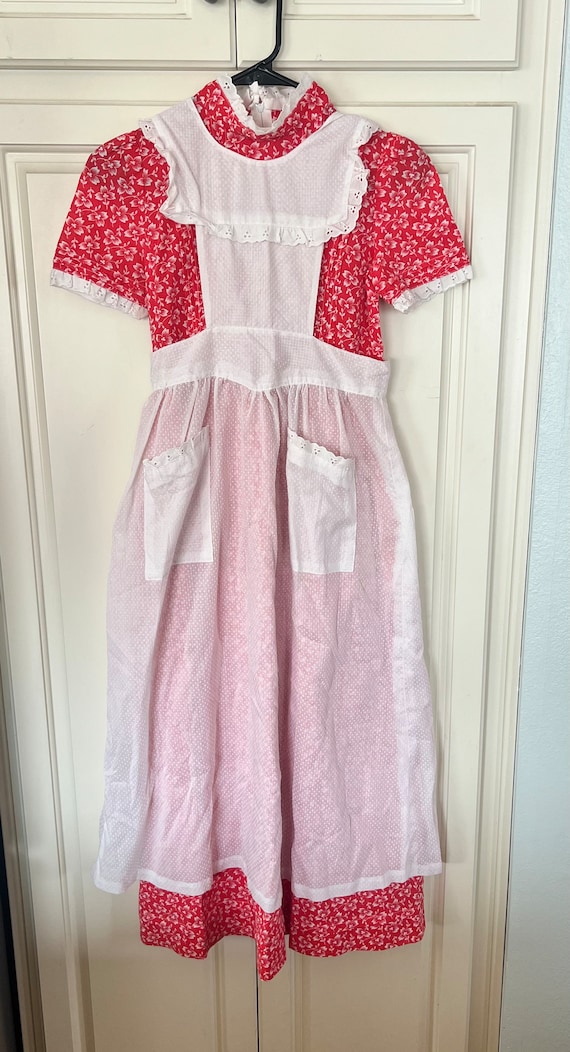 Vintage big girls floral apron maxi sheer Swiss do