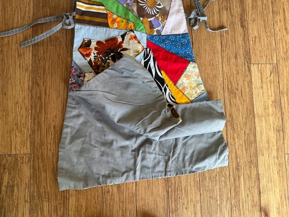 Handmade patchwork apron with pocket - image 4