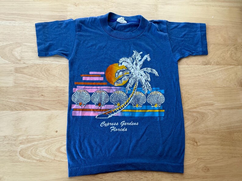 Vintage Florida tropical tee tagged kids 10-12 runs smaller image 8