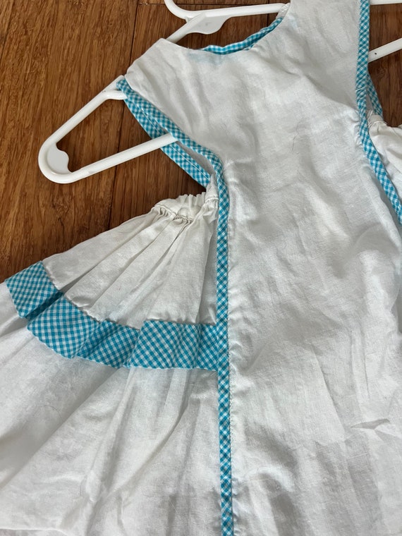 Vintage 50s white and teal gingham pinafore 12 /1… - image 3