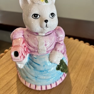 Vintage Megan’s hallmark tea pot Cat made in Taiwan