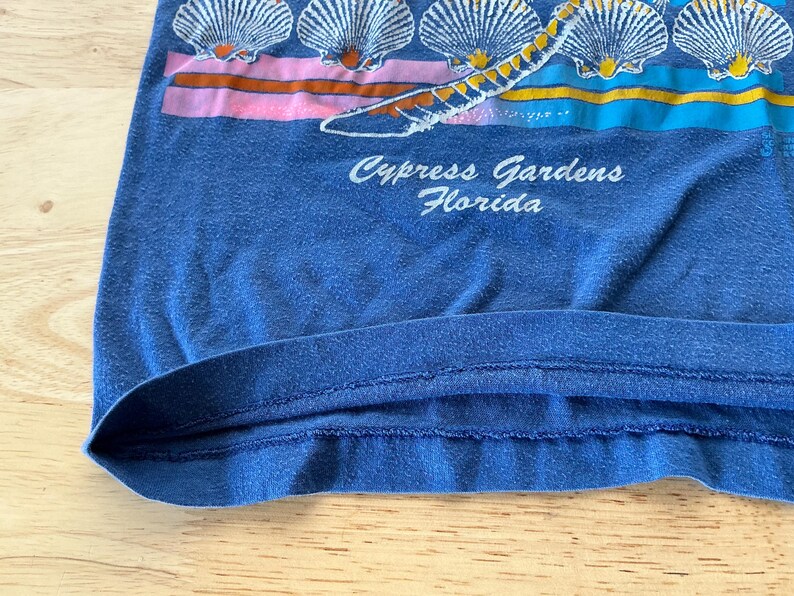 Vintage Florida tropical tee tagged kids 10-12 runs smaller image 6