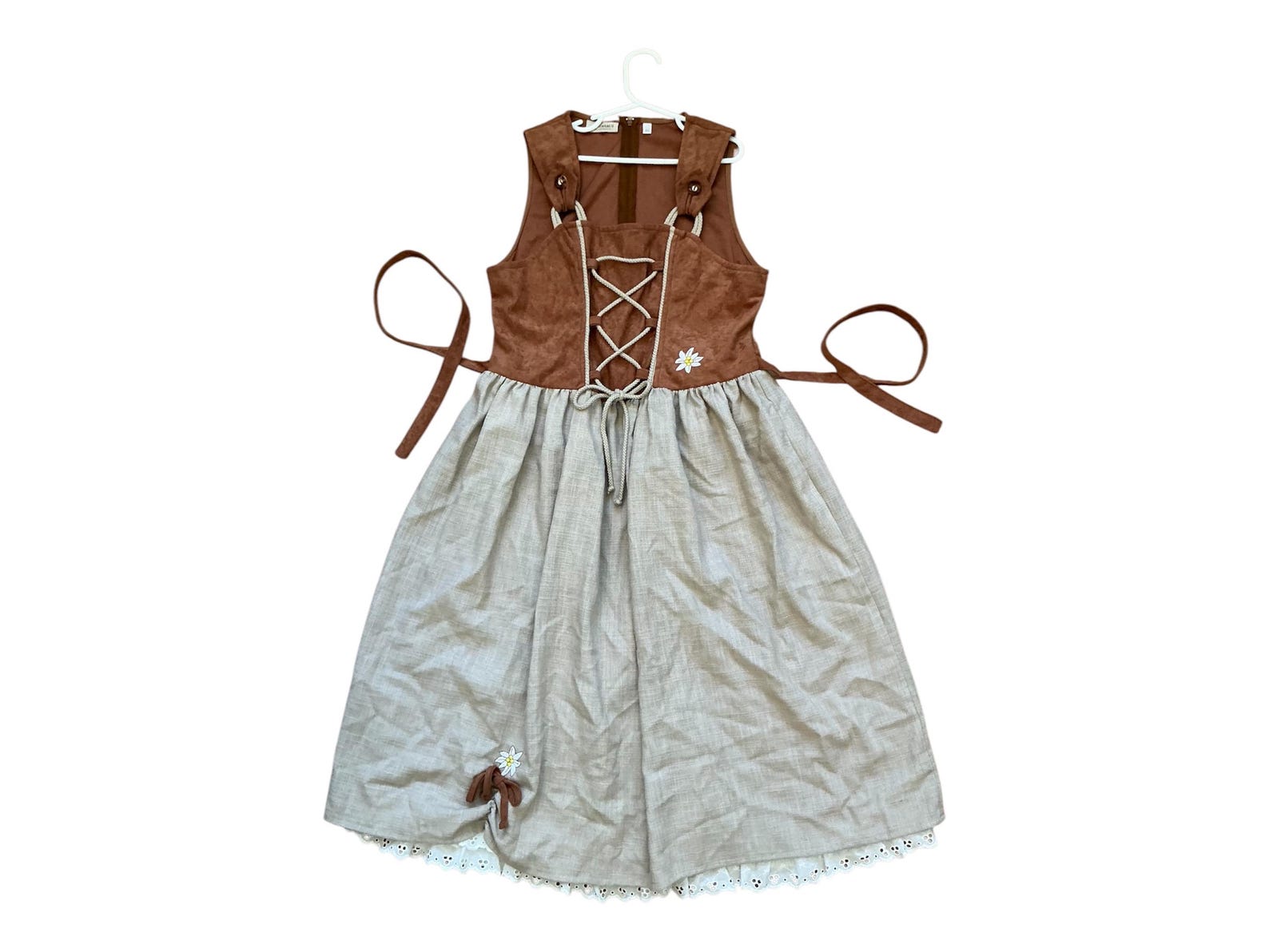 LANDHAUS Girls Folk Dress Dirndl dress tagged 164 12-14 years old