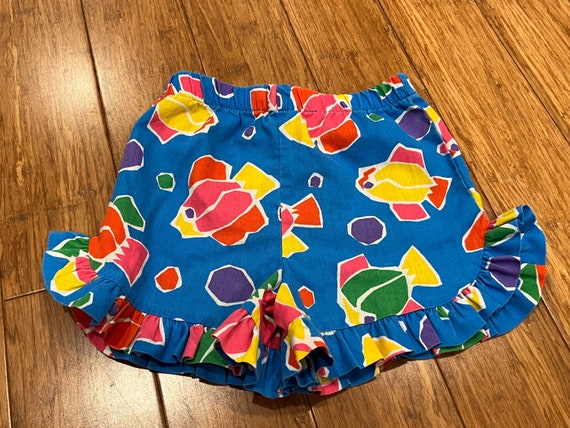 Vintage girls fish flutter colorful shorts - image 3