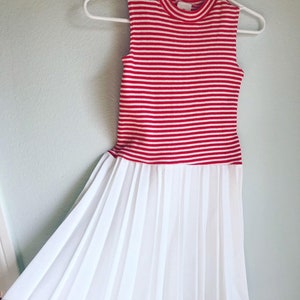 Vintage Girls Red white striped pleated dress size 10