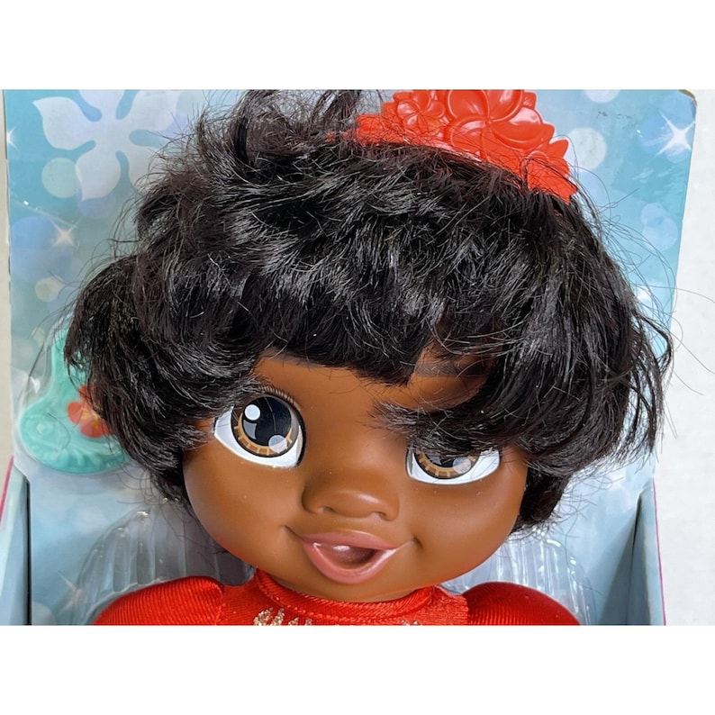 Lalka Disney Princess Baby MOANA 12" z tiarą, butelką i smoczkiem zdjęcie 3