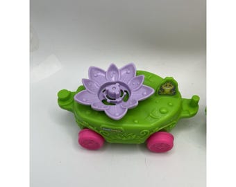 Fisher Price Little People Disney Księżniczki i Żaby Parada Platforma Tiana Bez Figi
