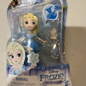 Disney Princess Hasbro Little Kingdom Snap-Ins Frozen ELSA Mini Doll Figure image 1