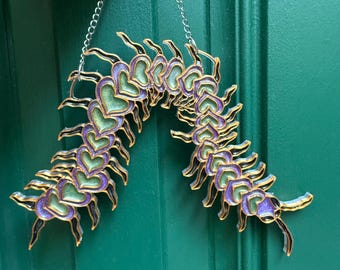 Heart Centipede Suncatcher – Creepy Cute Bug Window Hanging, Gothic Insect Decor, Handmade Creepy Crawly Ornament
