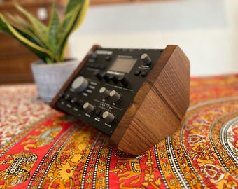 Elektron Analog Heat Stand – MKI, MKII & +FX, Solid Walnut, Handmade in Italy, Decksaver Ready