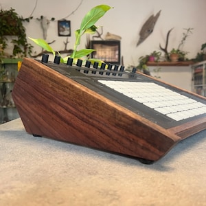 Ableton Push 2 Stand | Walnut Wooden Studio Stand | Desktop Music Production Accessory | Handmade in Italy | Ergonomic Angle Stand