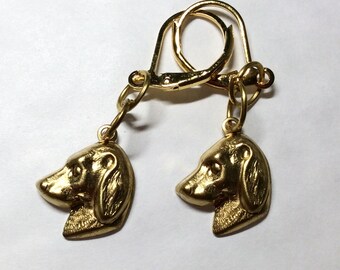Golden Retriever labrador perro cachorro pequeño tono dorado pendientes hechos a mano para orejas perforadas