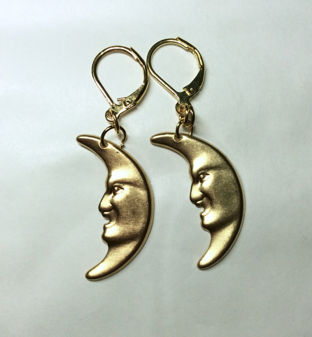 ピアス用の三日月イヤリング 生の真鍮 月の男 - Etsy 日本