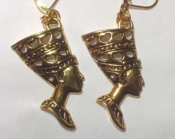 Queen nefertiti gold earrings outlet