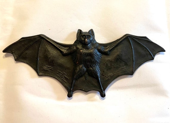 Vampire/Fruit Bat Wall Sculpture/Figure Vampire/Fruit Bat Wall Sculpture/Figure