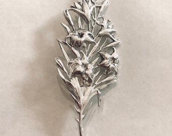 Lily flower brooch / pin Art nouveau style silver plated