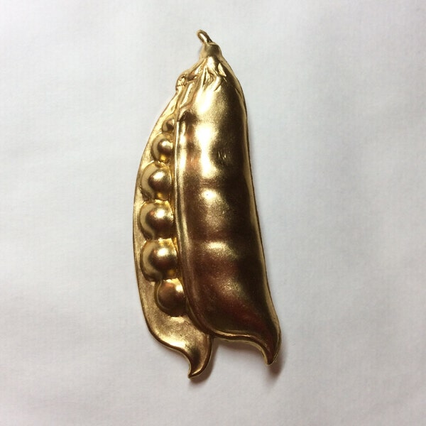 Pea pod peas in the pod lapel brooch pin vintage finding handmade raw brass