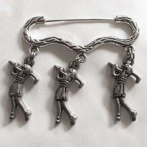 Lady / female Golfers Golf game silver tone charm brooch / pin