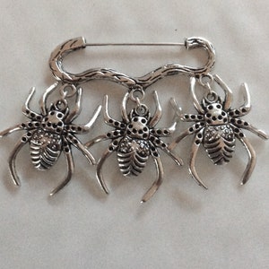 Three spotty spider insect bug charm silver tone brooch / pin