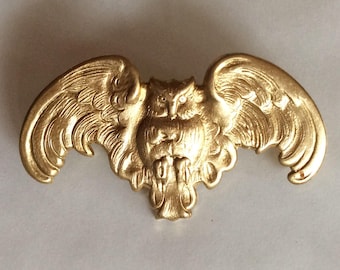 Owl in Flight brosch nål i rå mässing vintage passande fågelbrosch
