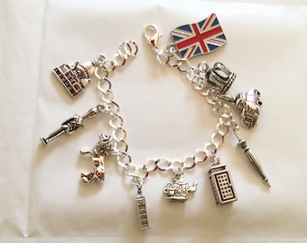 London Great Britain UK souvenir British Isles icons silver tone charm bracelet 21cm choice of length