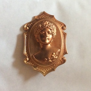 Art nouveau Edwardian Lady raw brass brooch pin vintage finding