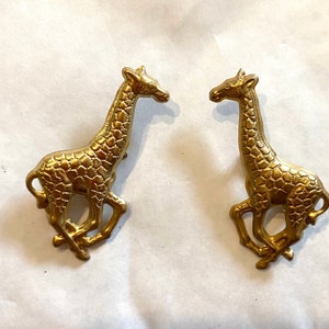 Pair of giraffe raw brass brooches / pins made from vintage findings Two giraffes