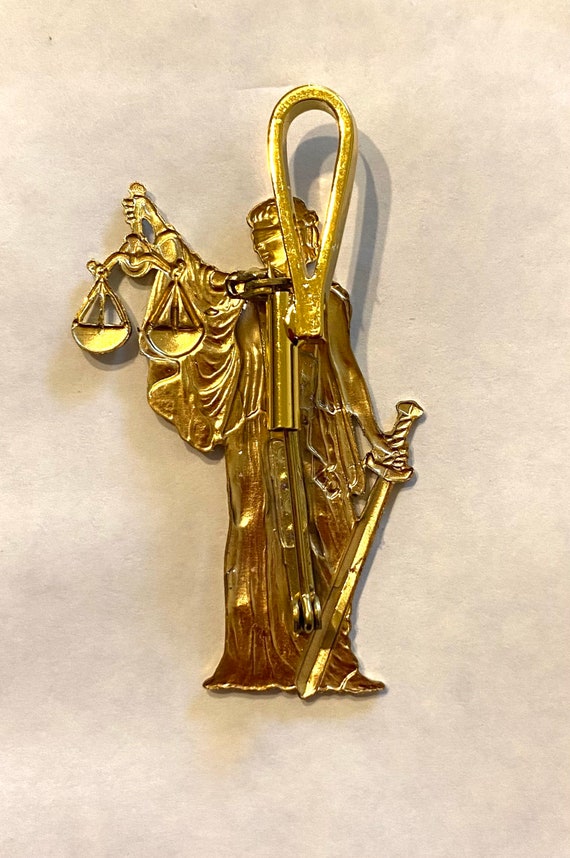 Lawyer brooch 2024