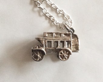 Omnibus sterling silver vintage pendant London Great Britain UK souvenir British Isles necklace 50cm 20”  silver tone