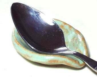 Ceramic Pottery Spoon Rest Aqua Blue Rust Teaspoon Rest Kitchen Office Gift Practical Space Saving Easy Clean Coffee Spoon Rest Gifts