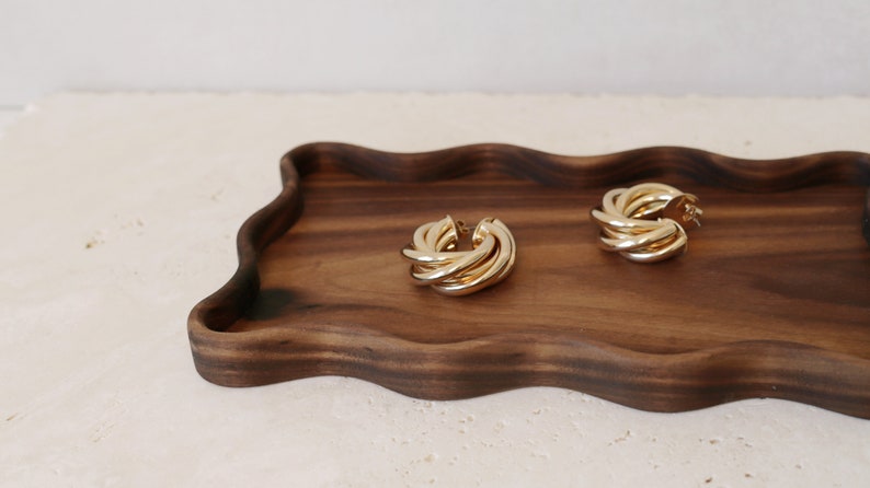 Wavy Catchall Tray Trinket Storage Organization Earrings Jewelry Candles Home Decor Scallop Wood Tray Accessories For Office Kitchen Bedroom